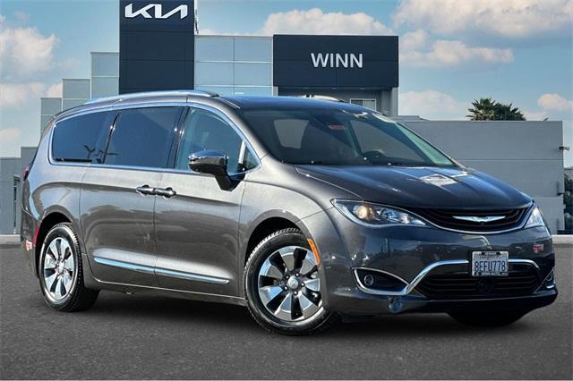 used 2018 Chrysler Pacifica Hybrid car, priced at $22,887