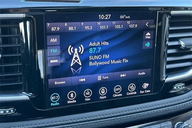 used 2018 Chrysler Pacifica Hybrid car, priced at $22,887