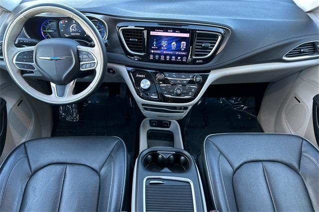 used 2018 Chrysler Pacifica Hybrid car, priced at $22,887