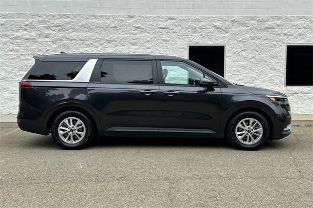 used 2024 Kia Carnival car, priced at $32,218