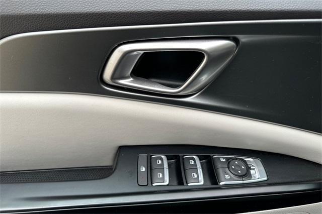 used 2024 Kia Carnival car, priced at $32,218