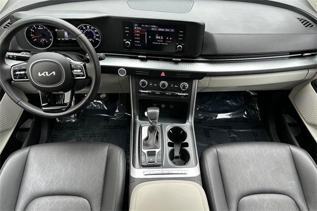 used 2024 Kia Carnival car, priced at $32,218