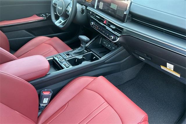 new 2025 Kia K5 car, priced at $32,460