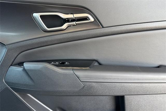 new 2025 Kia Sportage car, priced at $31,430