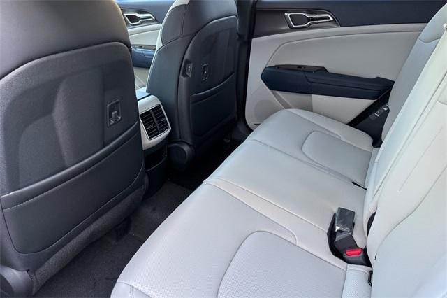 new 2025 Kia Sportage Hybrid car, priced at $34,370