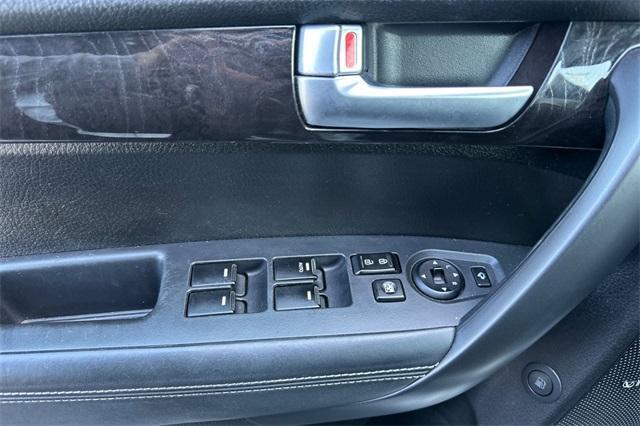 used 2014 Kia Sorento car, priced at $8,254