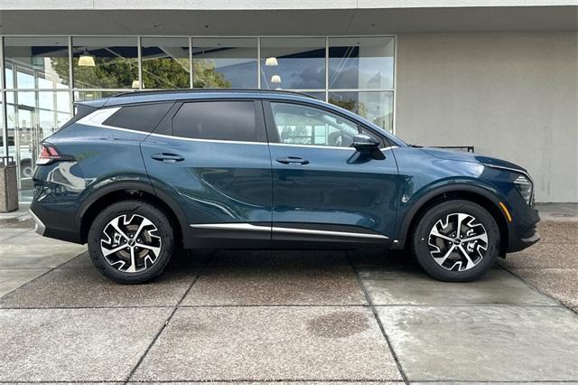 new 2025 Kia Sportage Hybrid car, priced at $35,660