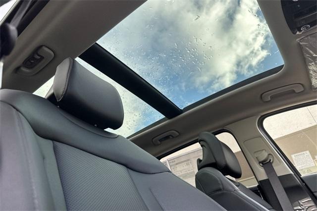 new 2025 Kia Sportage Hybrid car, priced at $35,660