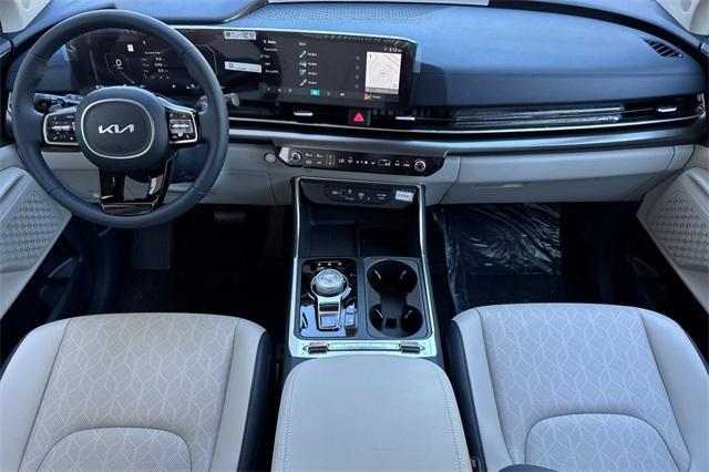 new 2026 Kia Carnival Hybrid car, priced at $51,285