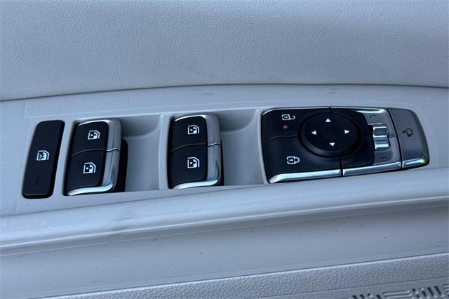 new 2026 Kia Carnival Hybrid car, priced at $51,285