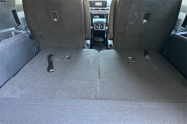 new 2025 Kia Sorento car, priced at $43,925