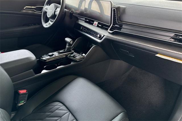 new 2025 Kia Sportage car, priced at $35,935