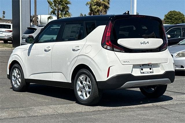 new 2025 Kia Soul car, priced at $24,905