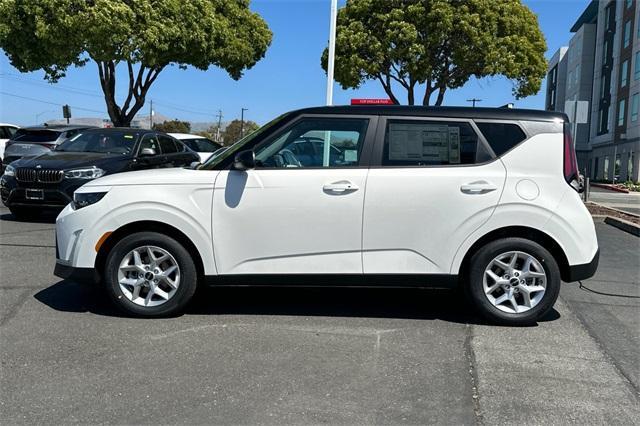 new 2025 Kia Soul car, priced at $24,905