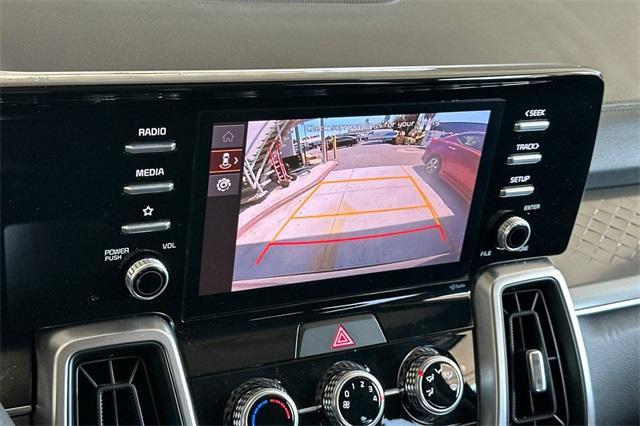 used 2023 Kia Sorento car, priced at $22,238
