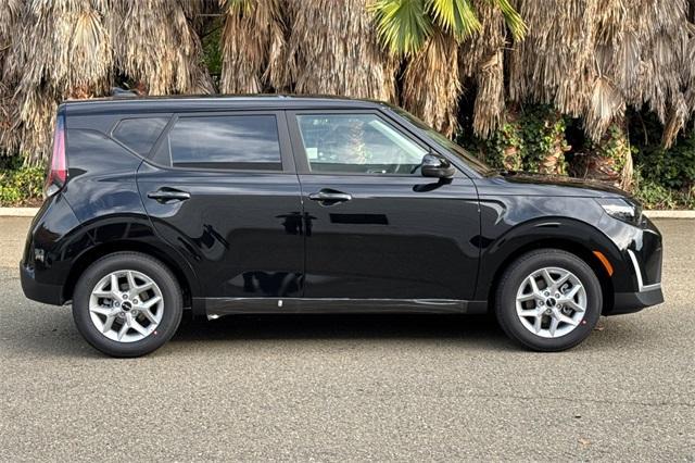 new 2025 Kia Soul car, priced at $24,960