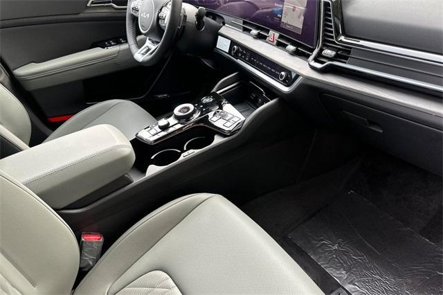 new 2025 Kia Sportage Plug-In Hybrid car, priced at $46,470