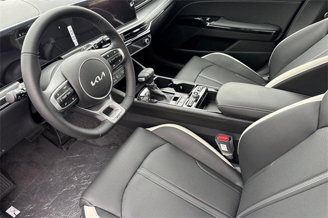 new 2025 Kia K5 car, priced at $29,550
