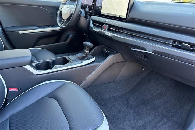 new 2025 Kia K4 car, priced at $28,365