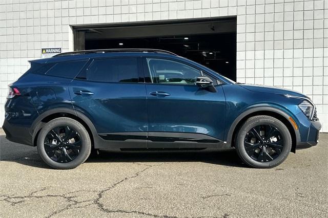 new 2025 Kia Sportage Plug-In Hybrid car, priced at $45,960