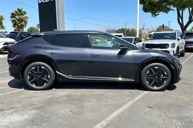 new 2025 Kia EV6 car, priced at $52,115