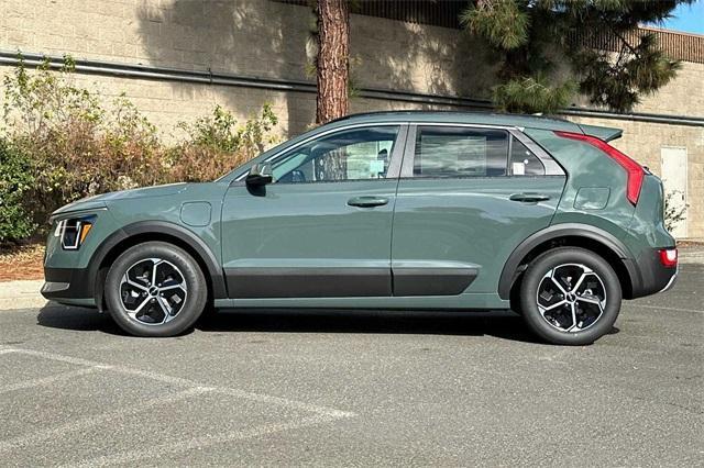 new 2025 Kia Niro Plug-In Hybrid car, priced at $36,040