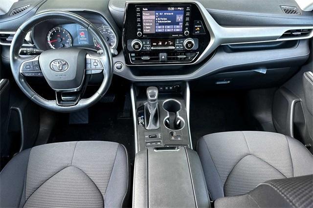 used 2020 Toyota Highlander car, priced at $26,455