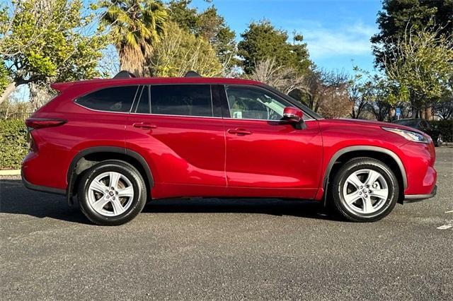 used 2020 Toyota Highlander car, priced at $26,455