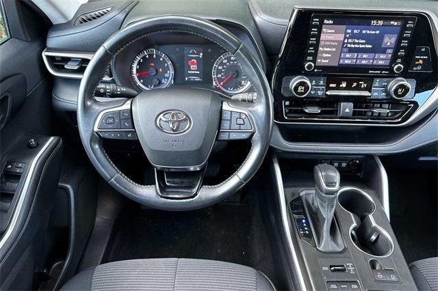 used 2020 Toyota Highlander car, priced at $26,455