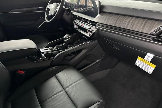 new 2025 Kia Telluride car, priced at $45,495