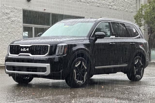 new 2025 Kia Telluride car, priced at $45,495