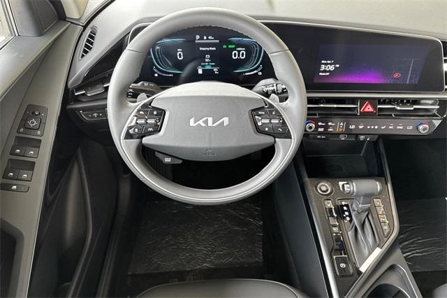 new 2025 Kia Niro car, priced at $31,755