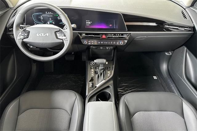 new 2025 Kia Niro car, priced at $31,755