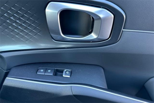 new 2025 Kia Sorento car, priced at $38,885