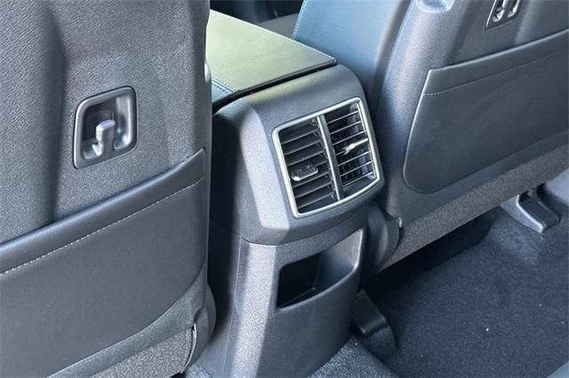 new 2025 Kia Sportage car, priced at $35,755
