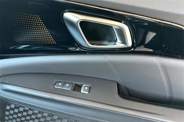 new 2026 Kia Carnival car, priced at $55,285