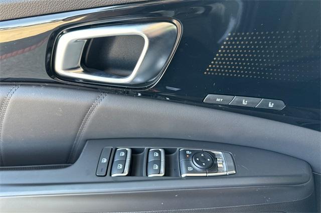 new 2026 Kia Carnival car, priced at $55,285