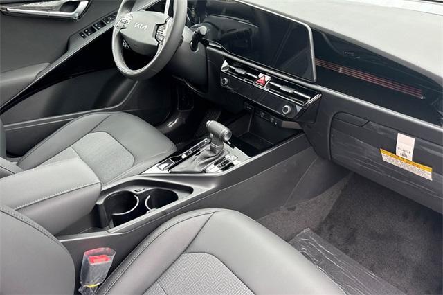 new 2025 Kia Niro car, priced at $31,551