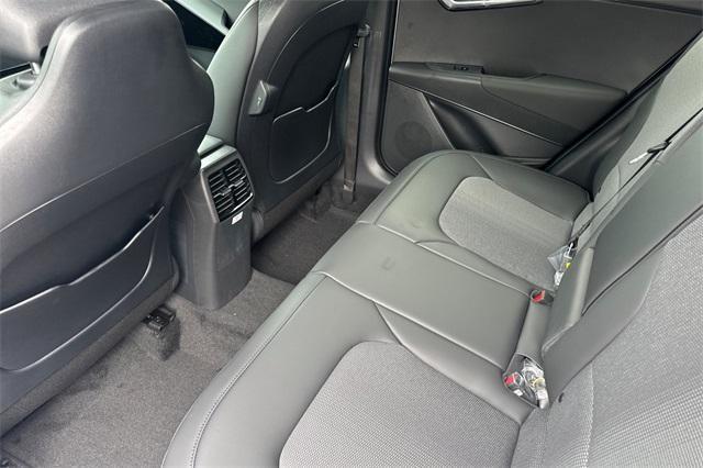 new 2025 Kia Niro car, priced at $31,551