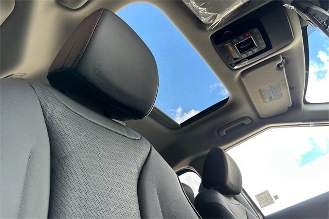 new 2026 Kia Carnival Hybrid car, priced at $55,365