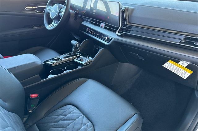 new 2025 Kia Sportage car, priced at $35,755