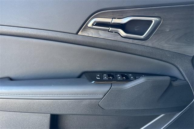 new 2025 Kia Sportage car, priced at $35,755