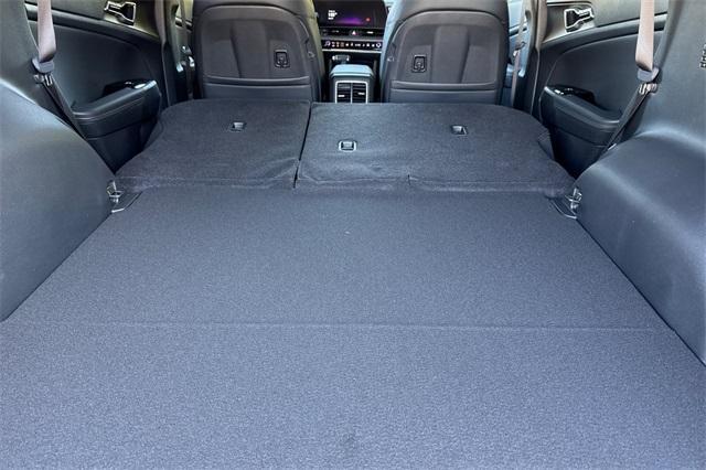 new 2025 Kia Sportage car, priced at $35,755