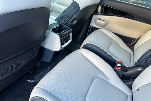 new 2026 Kia Carnival car, priced at $55,285