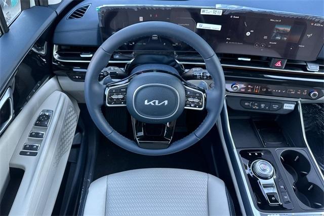 new 2026 Kia Carnival car, priced at $55,285