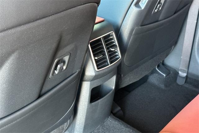 new 2025 Kia Sportage Hybrid car, priced at $40,260