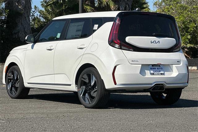 new 2025 Kia Soul car, priced at $25,920