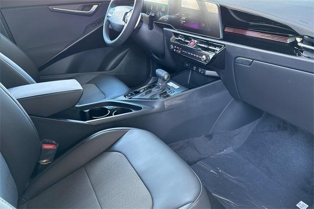 new 2025 Kia Niro car, priced at $31,755