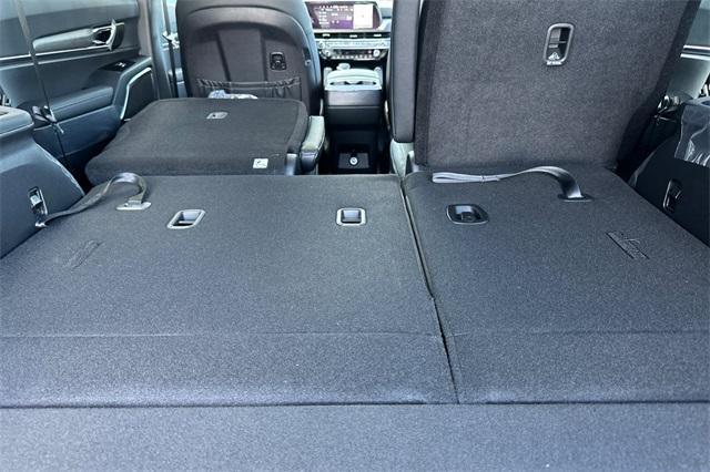 new 2025 Kia Telluride car, priced at $52,110