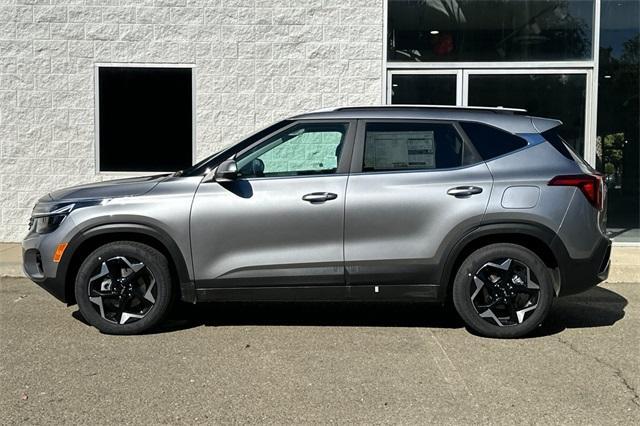 new 2026 Kia Seltos car, priced at $28,195
